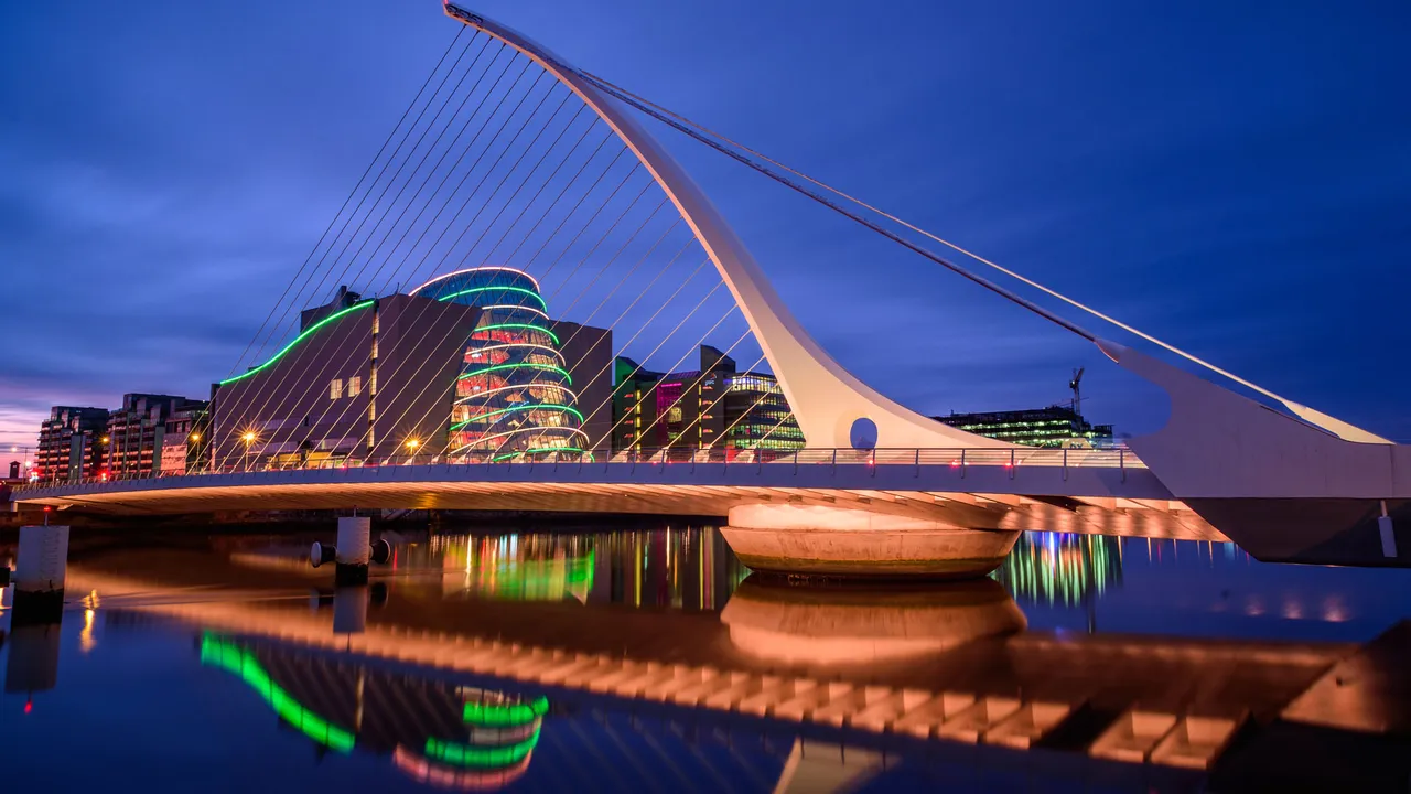 Dublin s&rsquo;illumine pour la Saint-Patrick