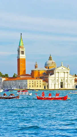 Una regata attraverso la storia