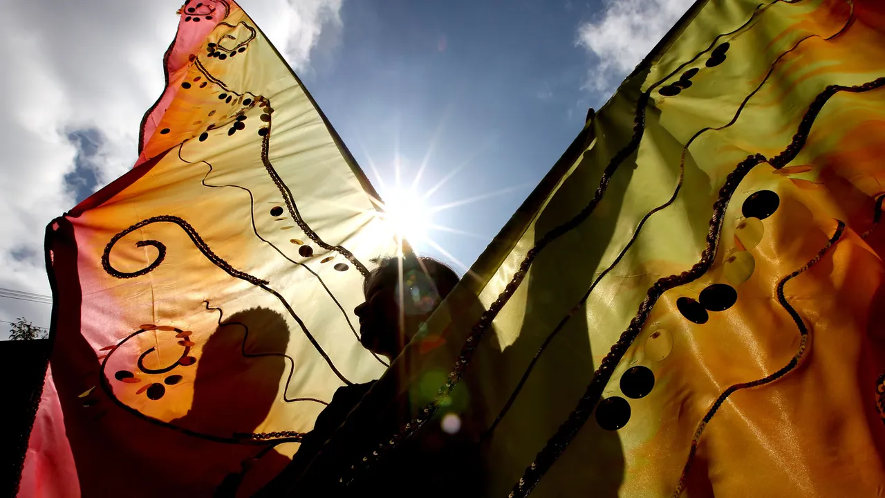 'Notting' but colours, sounds and flavours