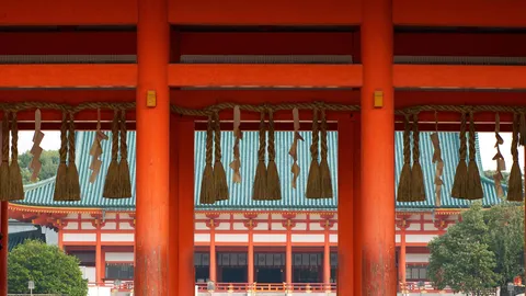 今日は平安遷都の日