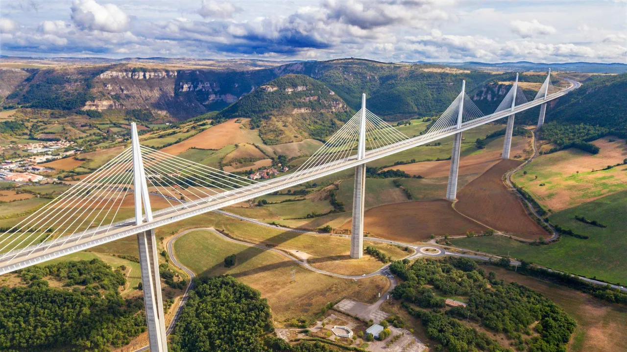 Si pr&egrave;s du ciel