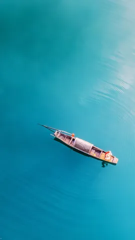 清凉的湖水
