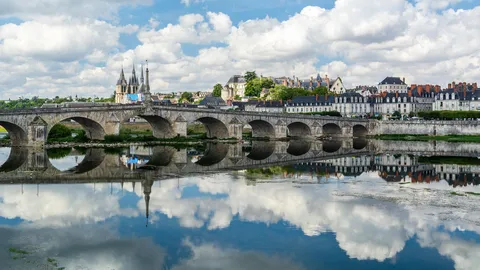 Reflets d&rsquo;histoire en bord de Loire